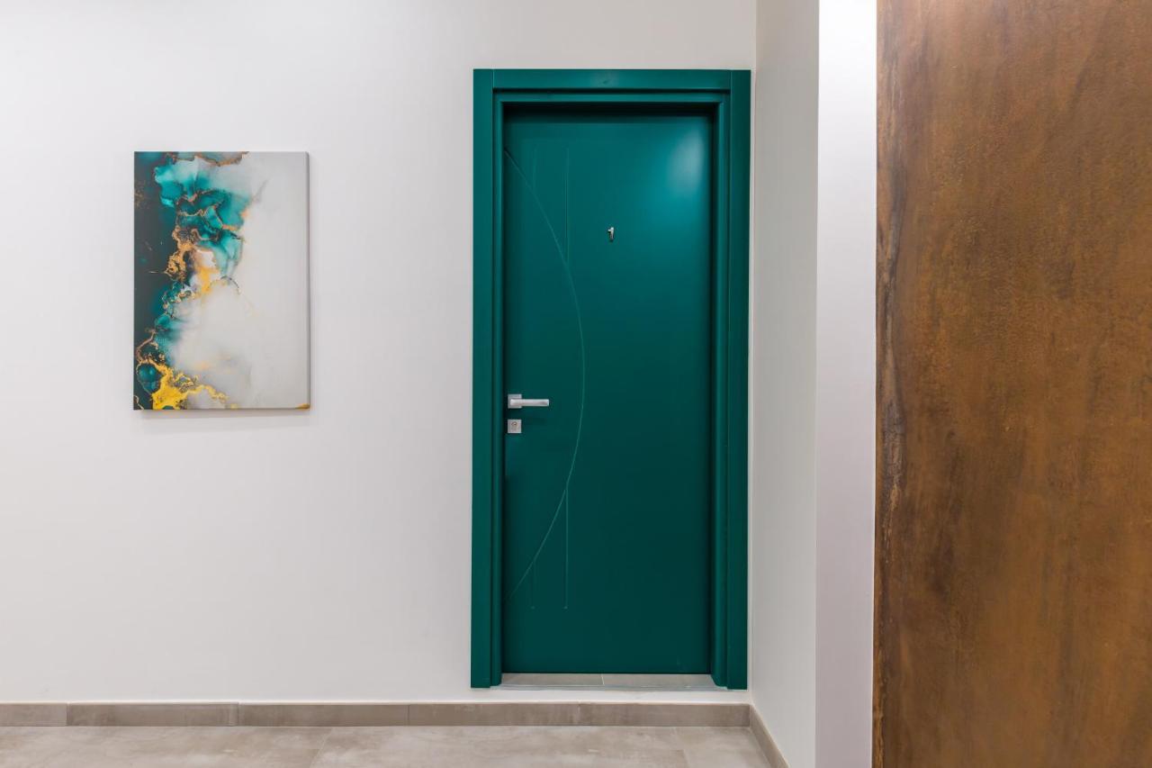 Maria'S Bright Flats At The Cathedral Apartment Naples Exterior photo